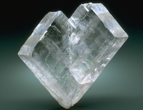 什么是方解石？它的應(yīng)用領(lǐng)域都有哪些？